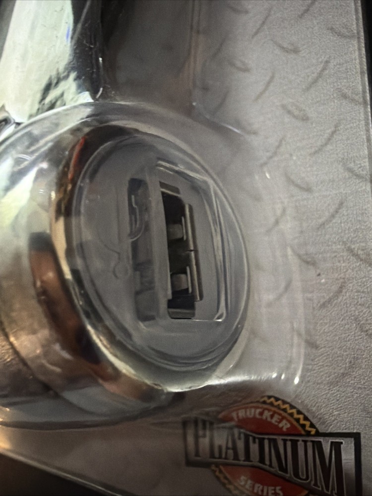 RoadPro RPPSP211USB 4-Way 12-Volt USB Access Adapter