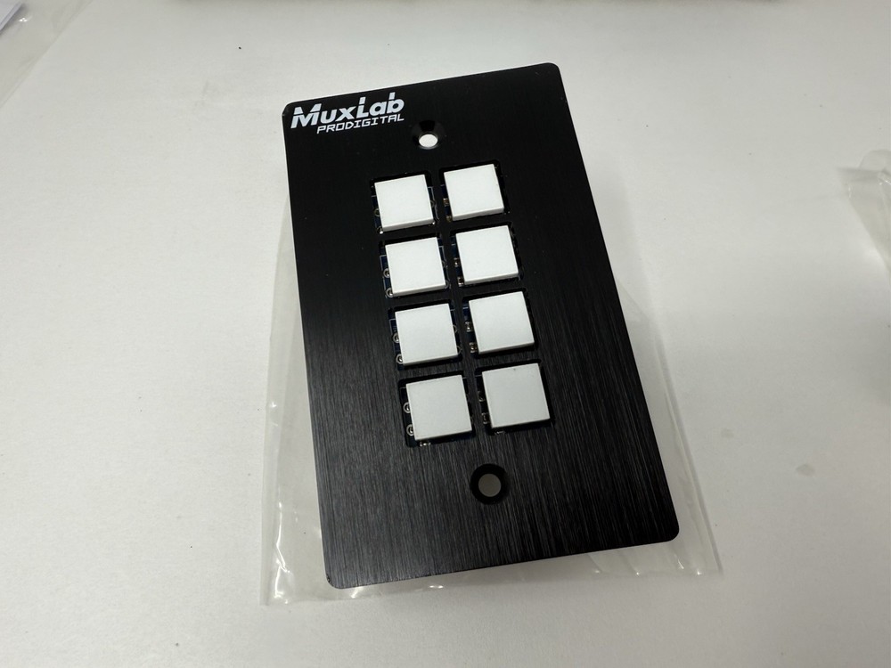 MuxLab 8-Button RS232 / IR Control Panel Model 500816 ~ Untested