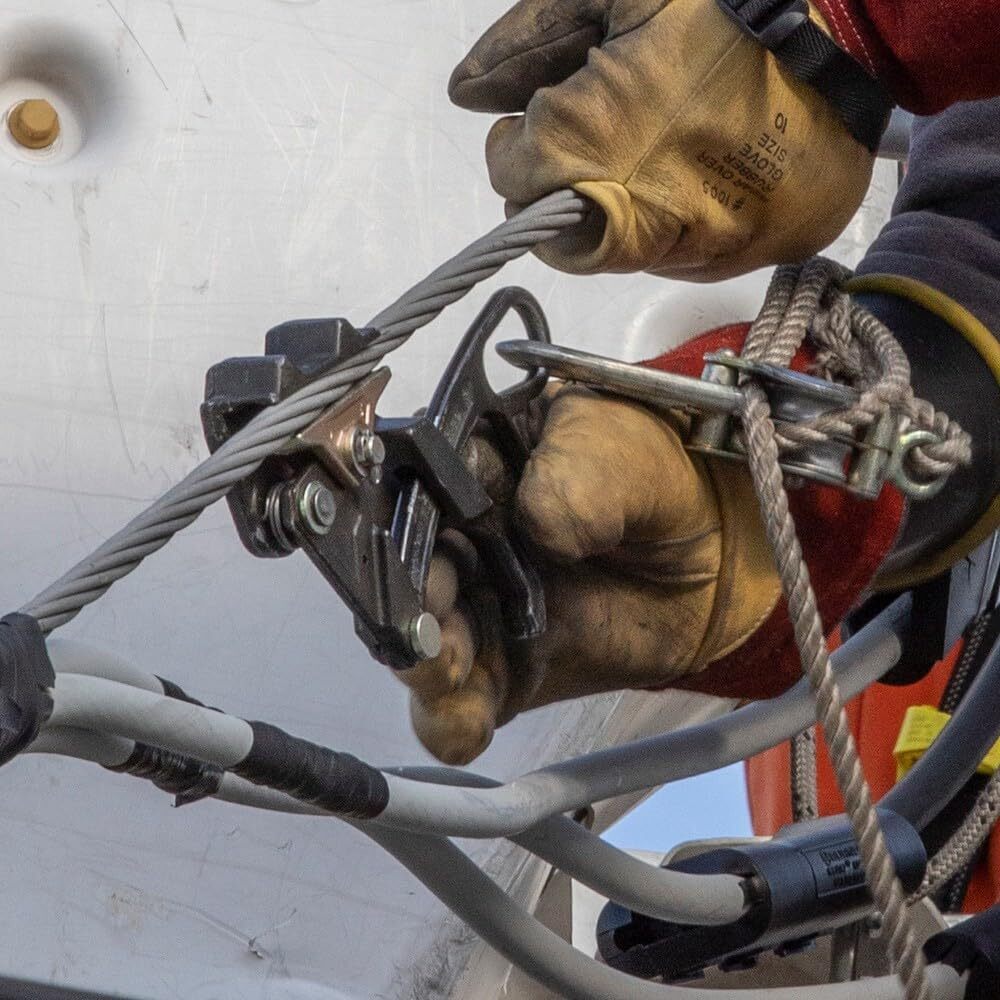 Klein Tools 16477 Cable Pulling Wide Range Parallel Jaw Grip w 5000lb Max