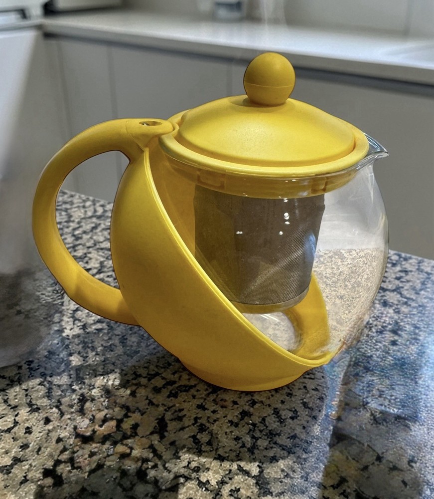 Yellow Tea Ball Diffuser Holder Glass Teapot Plastic Half Moon Infuser Taiwan