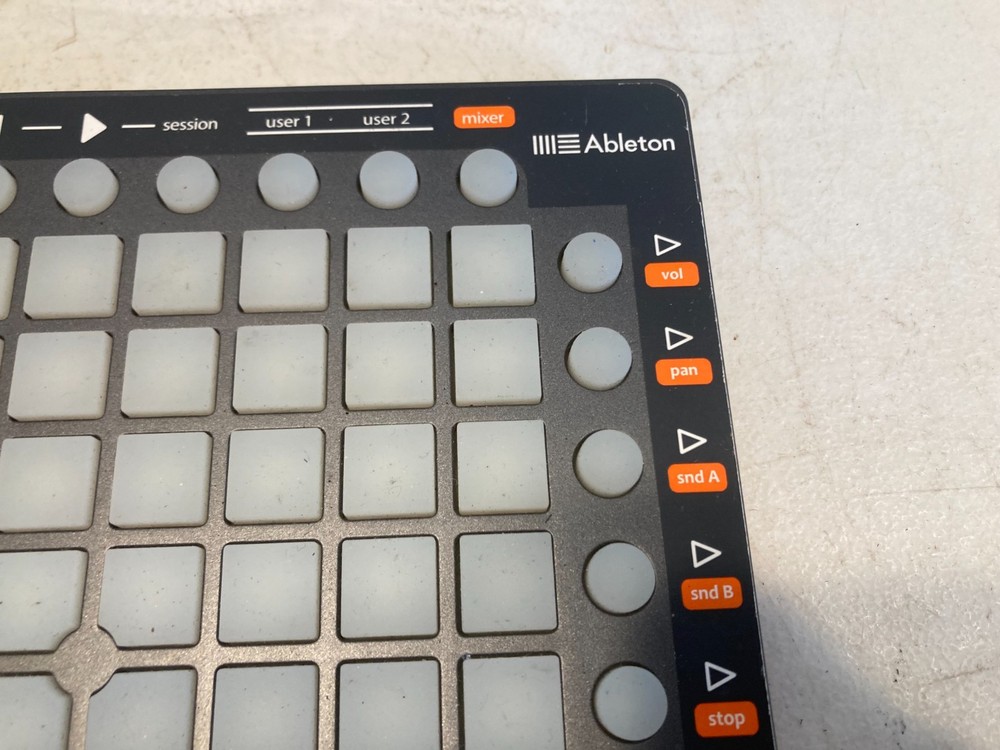 Novation Launchpad Mini FL Studio Ableton Controller Interface