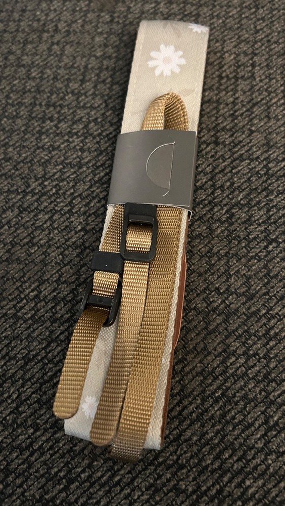 Wildtree Daisy Camera Strap Width 1.5" Adjustable From 36"-58” NEW!!!