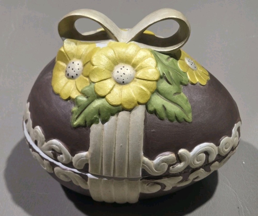Vintage Ceramic Hand Painted Easter Egg Candy/Trinket Dish