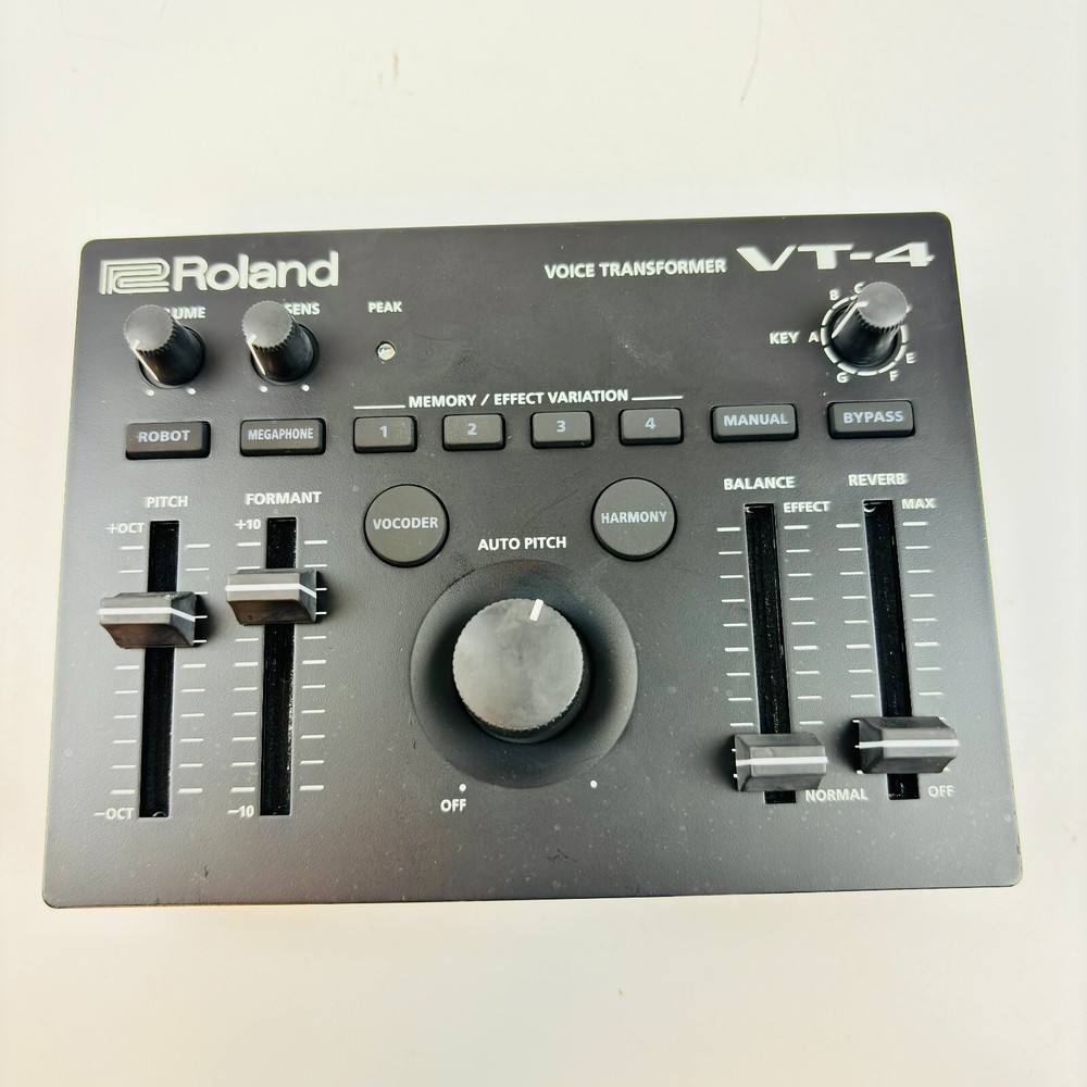 Roland VT-4 Voice Transformer Effect Processor Vocal Tabletop Voice Transformer