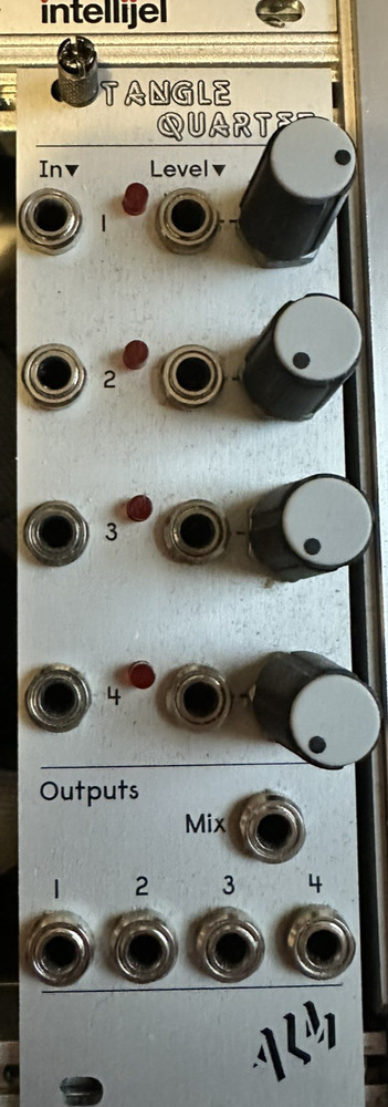 ALM Busy Circuits Tangle Quartet VCA Eurorack Synthesizer Module