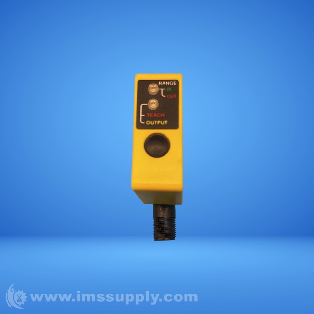 Banner Engineering Corp. Q50BPQ Displacement Sensor USIP