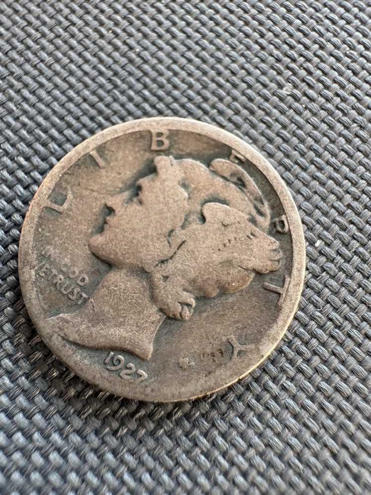 One Mercury Dime | 90% Silver | Average Circulated | Random Year | With COA