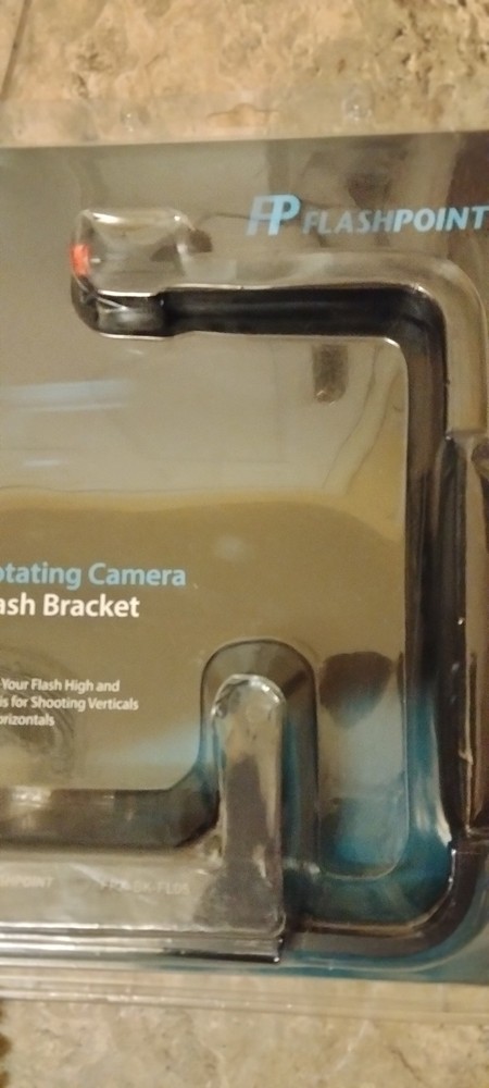 New in Packaging FP FPX-BK-FL05 Flashpoint Rotating Camera Flash Bracket