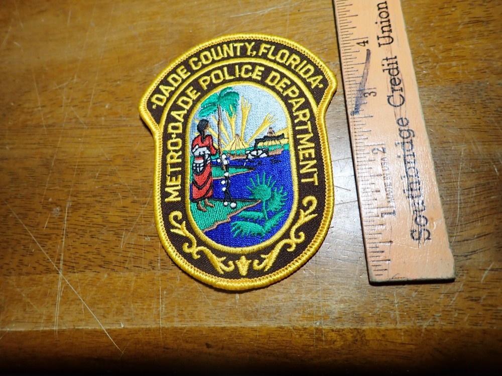 DADE COUNTY FLORIDA EARLEY VEST   PATCH  BX H #1