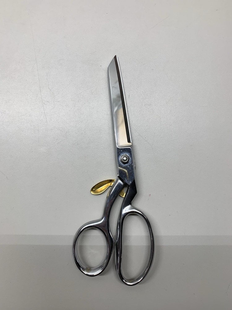 8" Gingher Spring Action Knife Edge Dressmaker Shears