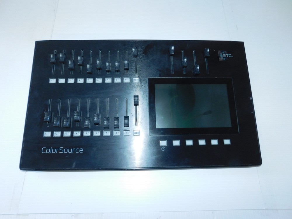 ETC COLORSOURCE 20 LIGHTING CONSOLE (PLS69)