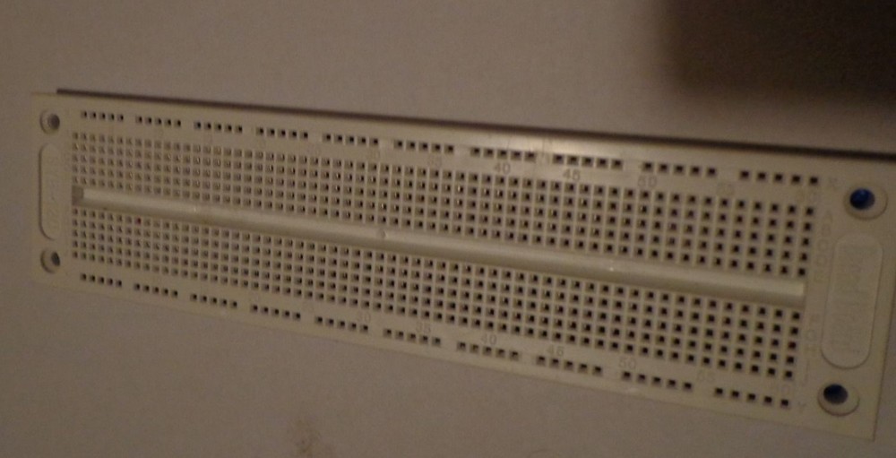 700 hole solderless breadboard electronics reusable