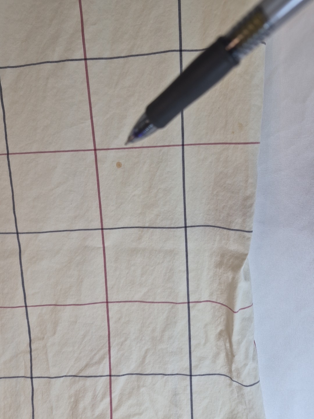 2- VTG Nautica Pillowcases 100% Cotton King & Queen #67468 Cream Grid Navy Check