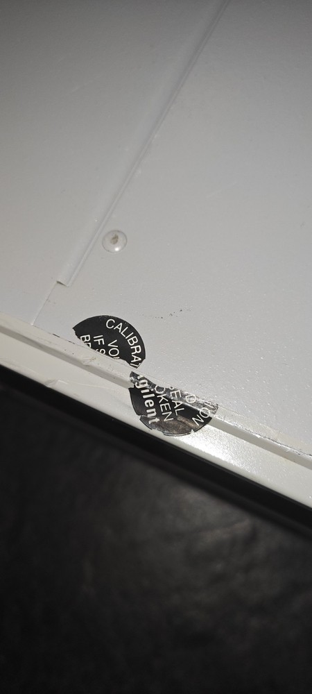 Agilent E3631A Triple Output Power Supply