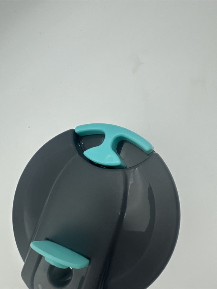 Compact Manual Food Chopper