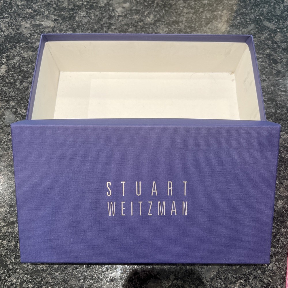 Empty Stuart Weitzman Shoebox