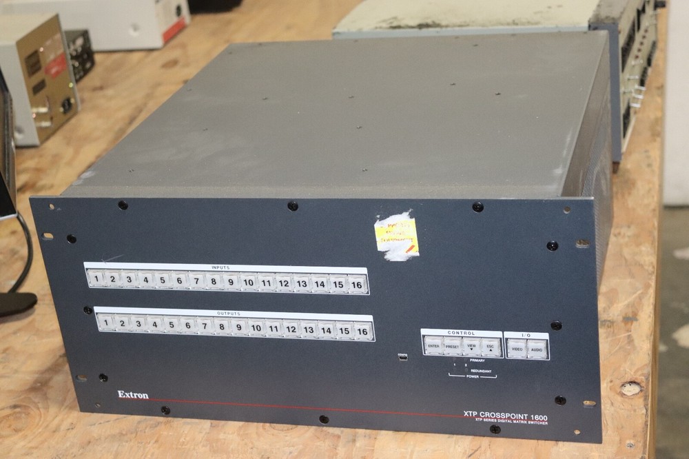 Extron XTP CrossPoint 1600 with   Cards
