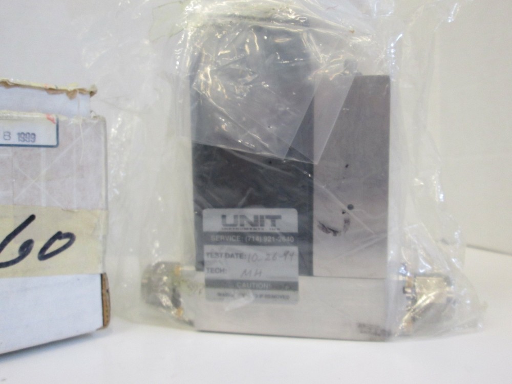 Unit UFC-1460A Mass Flow Controller, N2, 2 SLM, Refurbished
