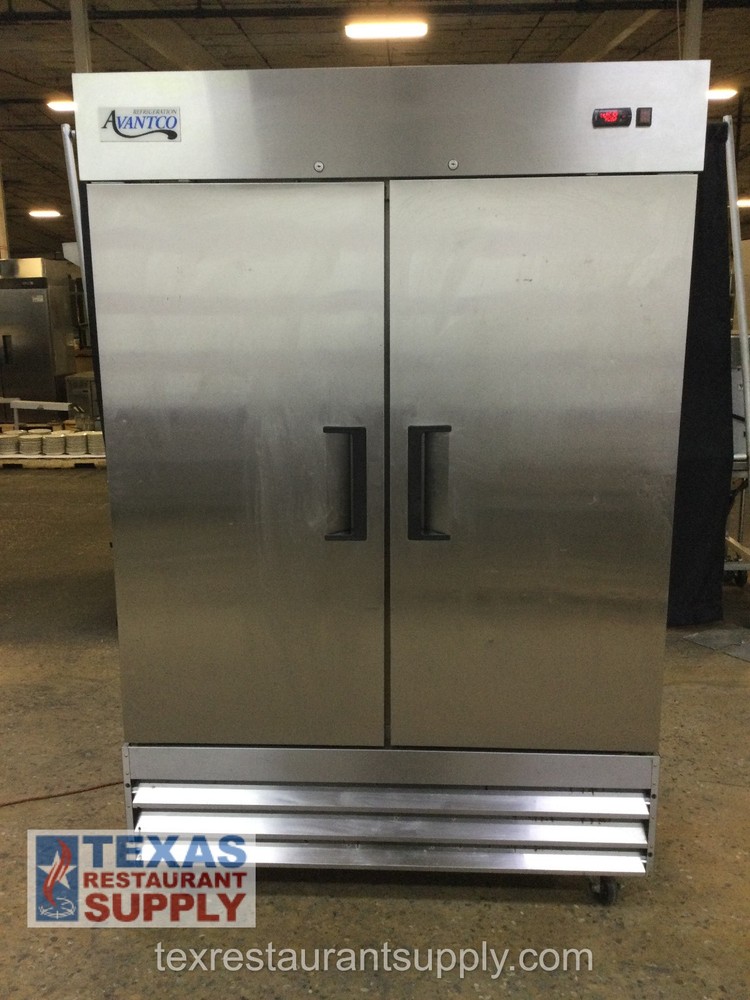 Avantco 178A49RHC 54” 2 Solid Door Refrigerator With Casters