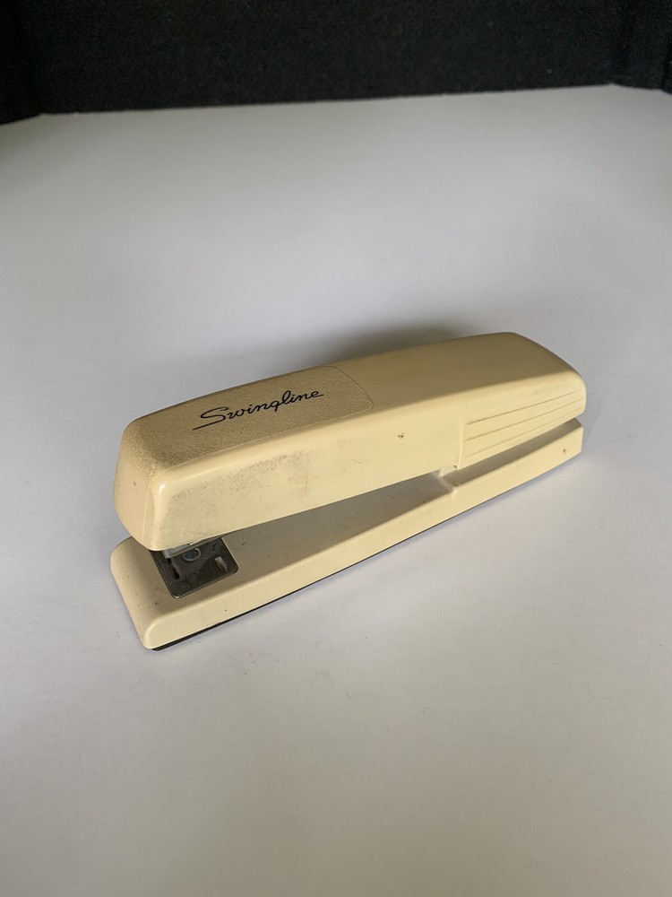 Swingline Beige Vintage Standard Stapler Model 545 Office Tool E17