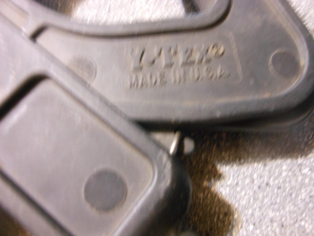 Y-Tex Ear Tagger Visual Cattle Cow Identification Reo