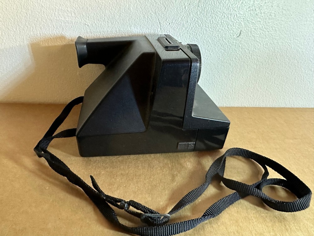 VTG Polaroid Land Camera Pronto! - (untested)