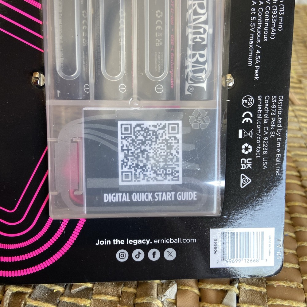 Ernie Ball USB-C Rechargeable Battery AA (4-Pack)