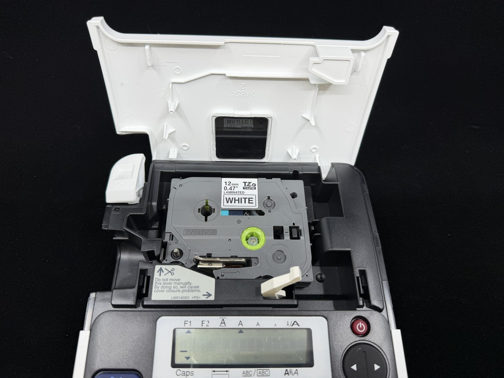 Brother P-Touch Label Maker Printer Model PT-2040 TESTED