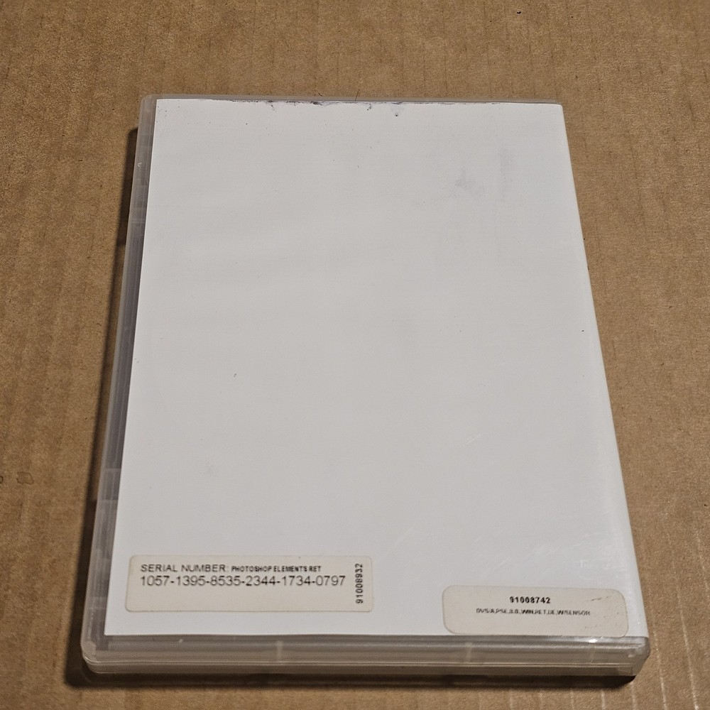 Adobe Photoshop Elements 8 PC Photo Editing Software Disc w/ Case