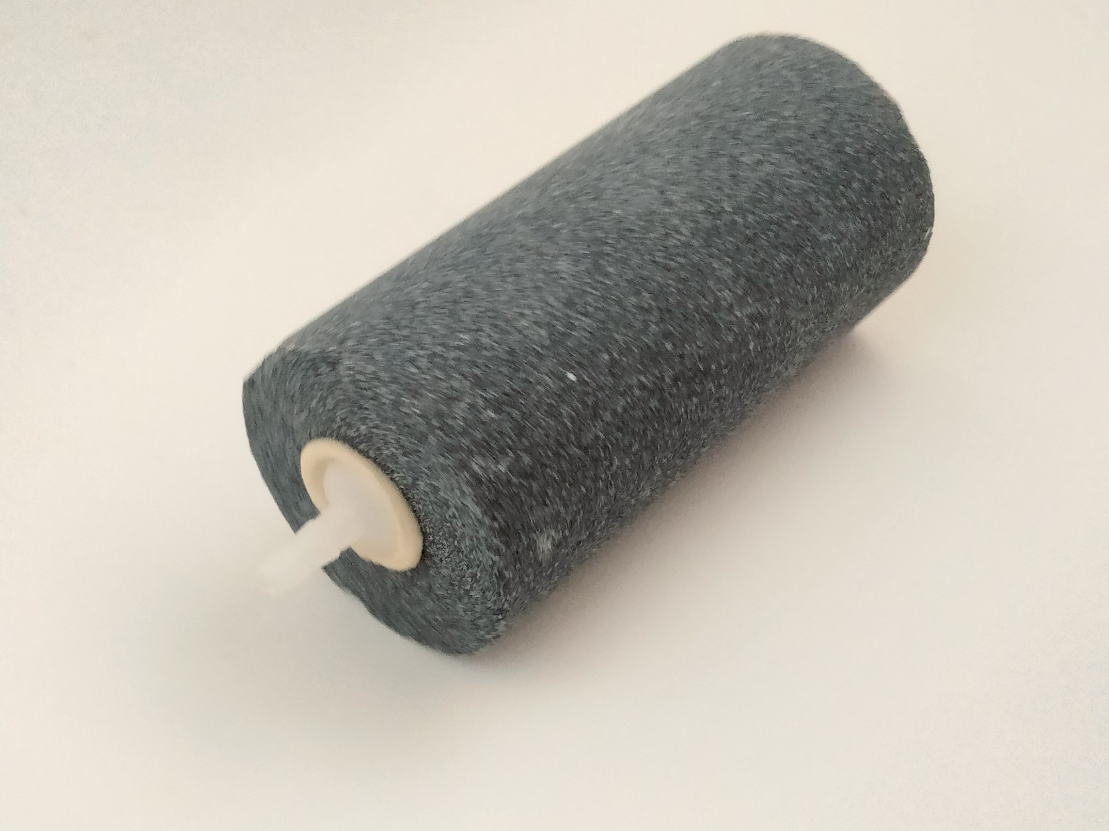 Air Stone for Aquariums or Hydroponics, 4" Cylinder, Fits 4 mm / 0.16" Tubing