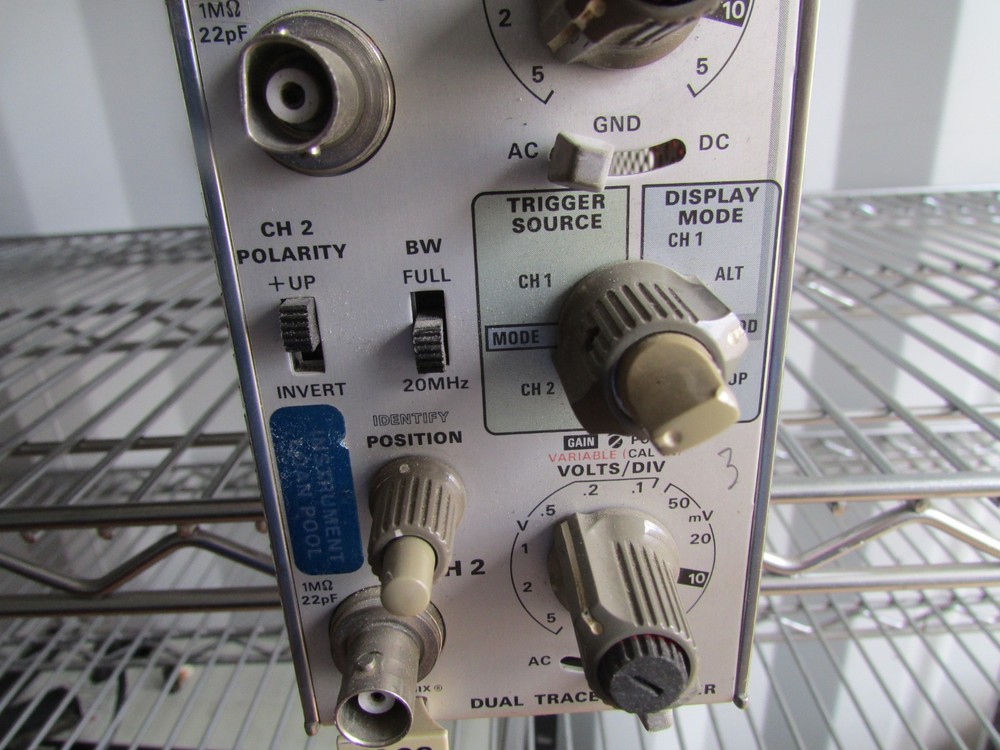 Tektronix Dual Trace Amplifier