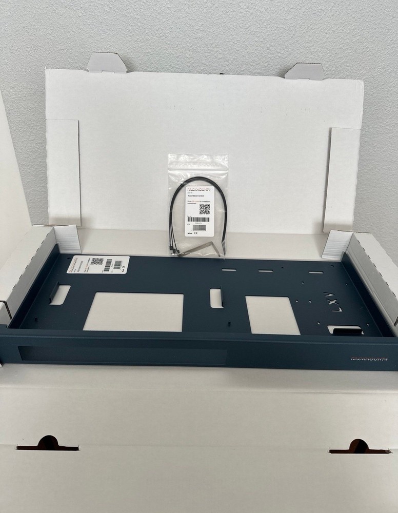 R RACKMOUNT·IT | RM-CI-T3 | Rack Mounting