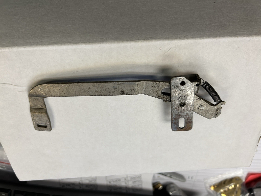 MILLS VENDOR TRIP LEVER ORIGINAL