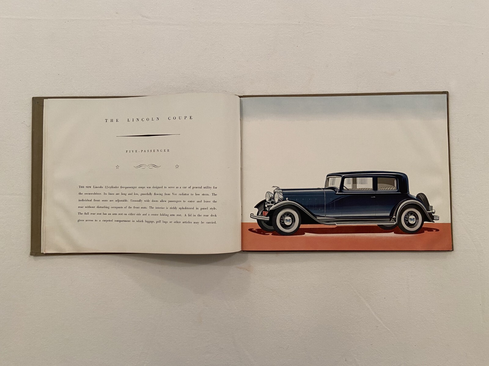 CA 1931 LINCOLN TWELVE CYLINDER MOTOR CARS HARDBOUND ORIGINAL FULL-COLOR CATALOG