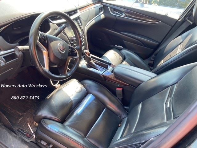 Camera/Projector Front View Camera Windshield Mounted Fits 13-14 SRX 735913