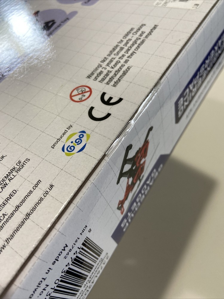 Thames & Kosmos Engineering Makerspace Geared-Up Gadgets Science Experiment Kit