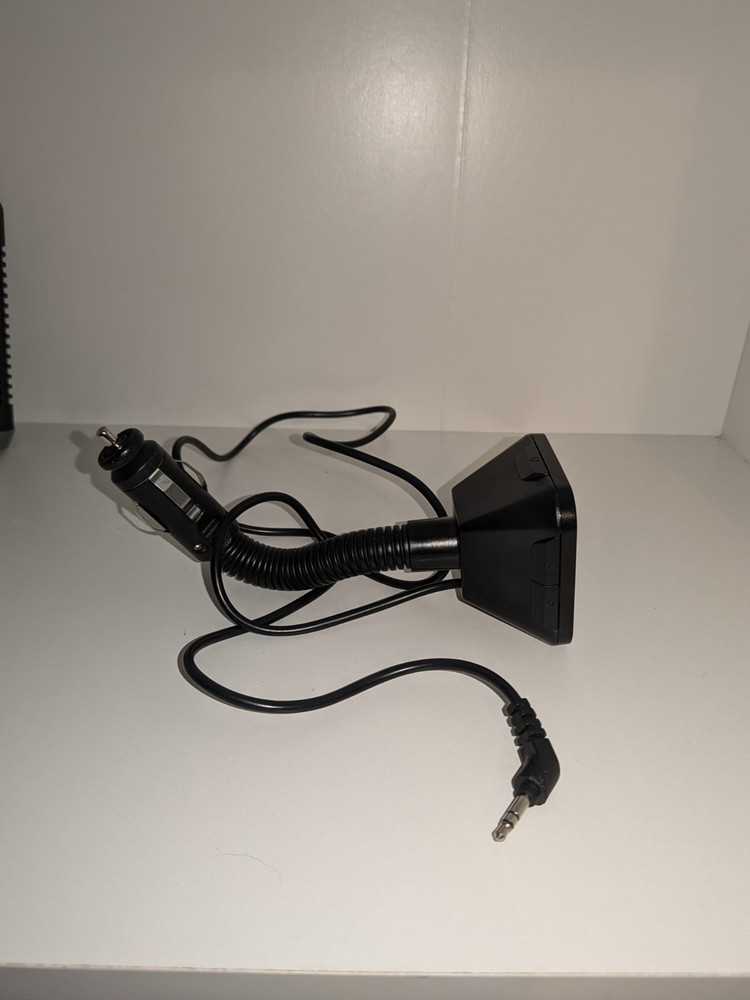 Scosche Tuneit FM Car Transmitter Digital Display FM Stereo Flexible Neck FMTD3R