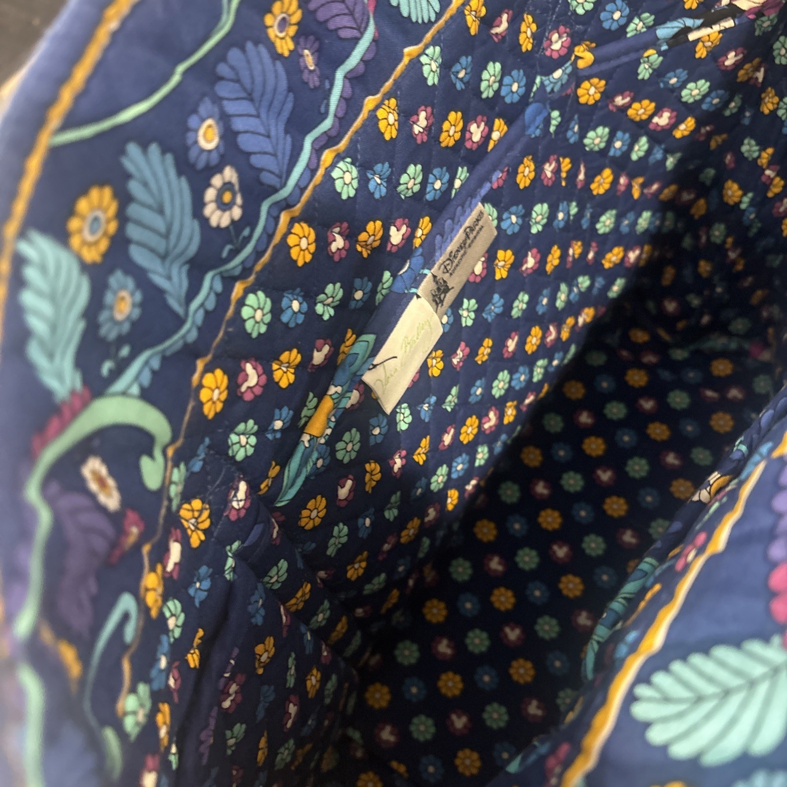 RARE SOLD OUT Disney Vera Bradley Mickey Mouse Disney Dreaming Blue Tote Bag NWT