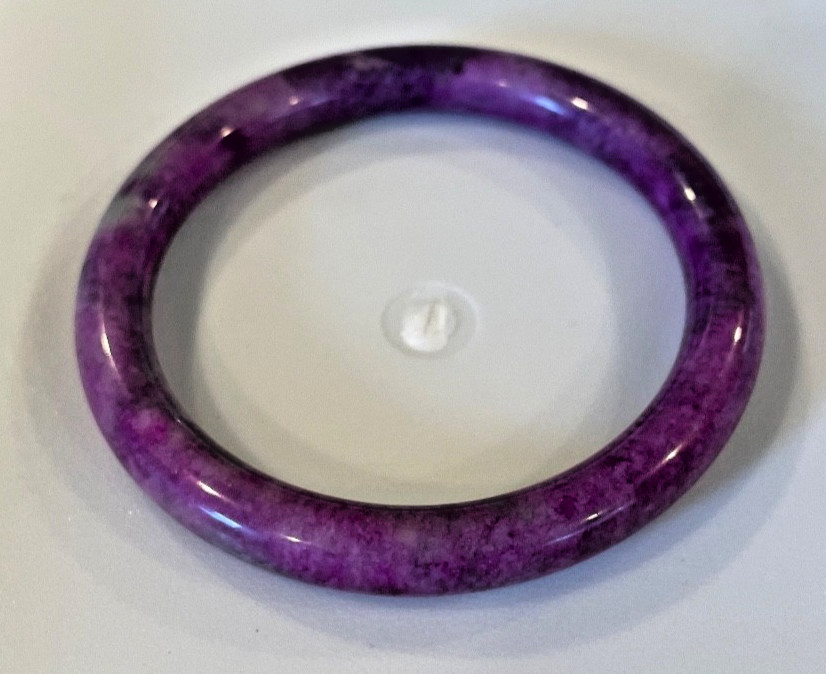 Jade bangle