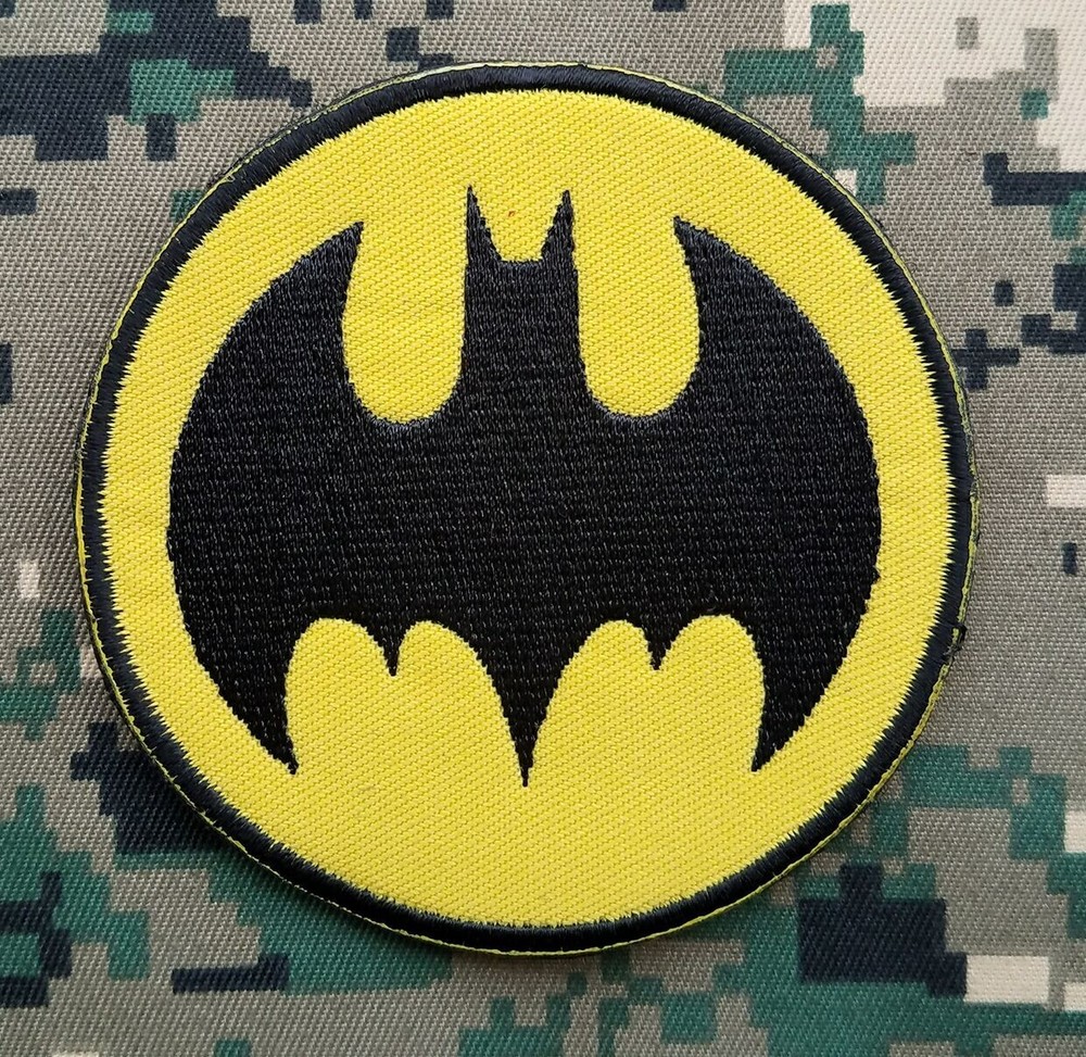 Superhero Round Batman Symbol BAT EMBROIDERED HOOK PATCH DC Comic Hero Character