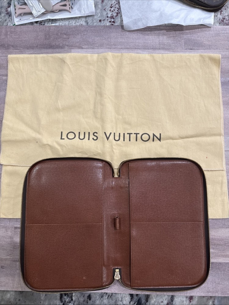 Vintage Louis Vuitton - Zippered Address Book - Date Code Pictured - Excellent