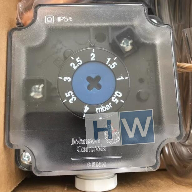 1pc NEW Johnson Differential Pressure Switch Controller P233A-4-AKC