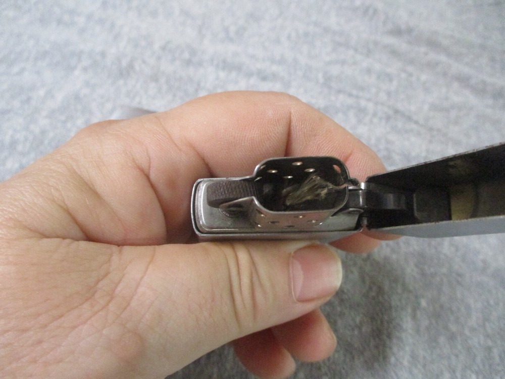 ZIPPO YIN YANG LIGHTER