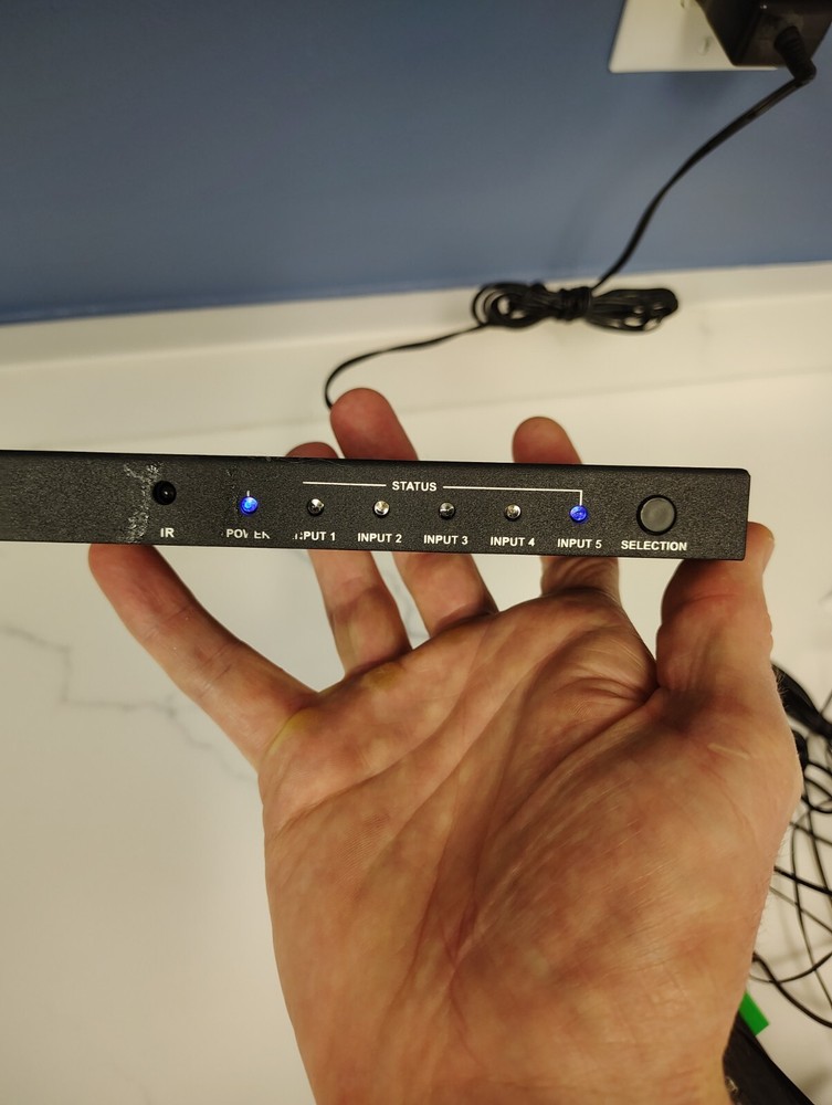 Binary By Snap AV B-220-HDSWITCH-5x1