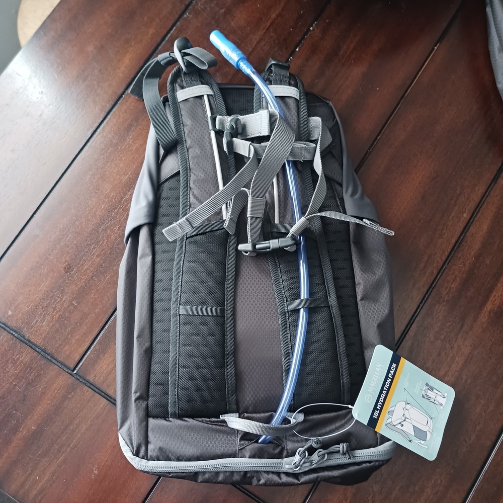 Magellan Outdoors Hydration 18lt backpack. NEW