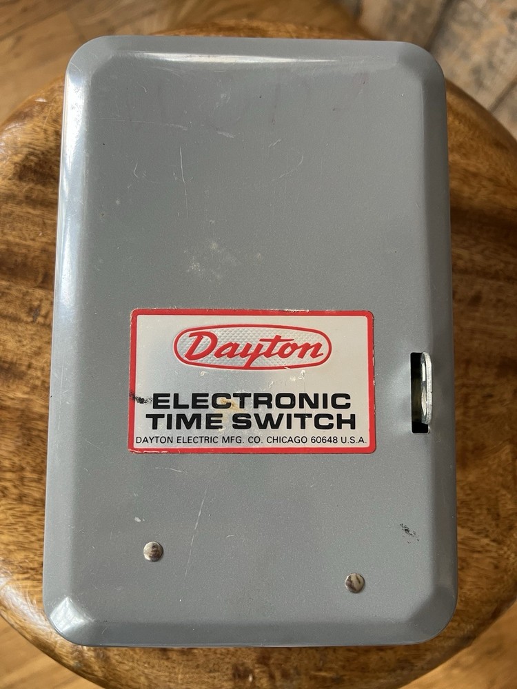 Dayton Electronic Time Switch Model: 1A218
