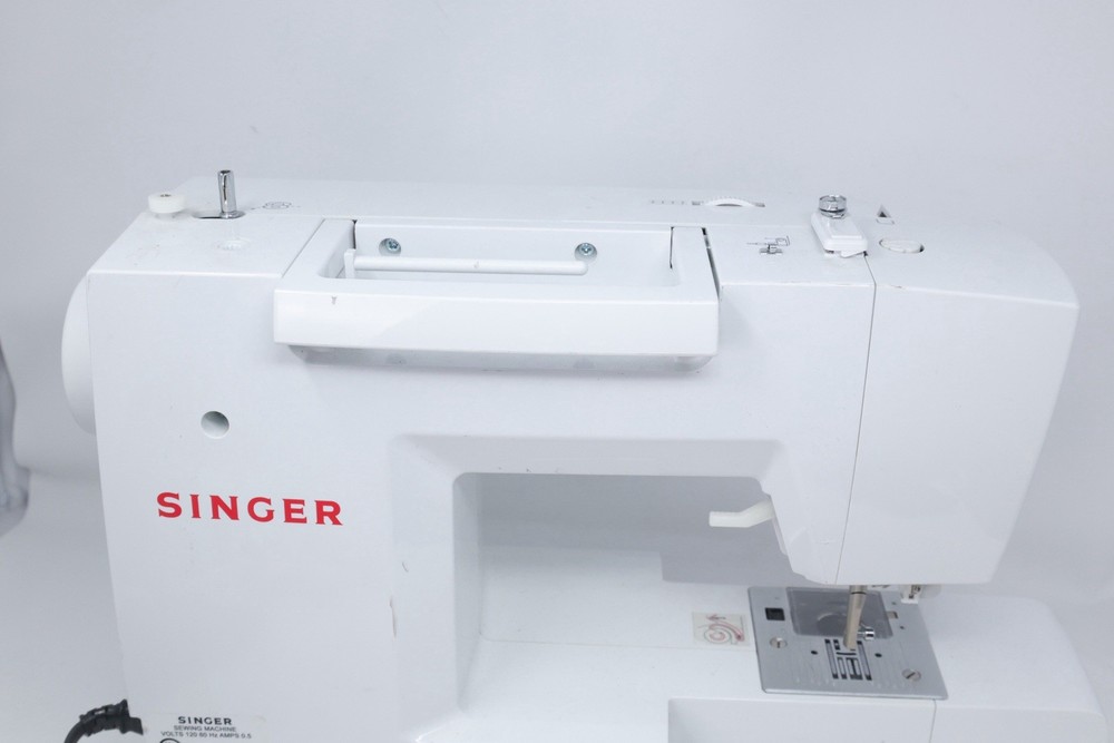 Singer 9340 Computerized Sewing Machine *TESTED/WORKING* (NO FOOT PEDAL/CABLES)