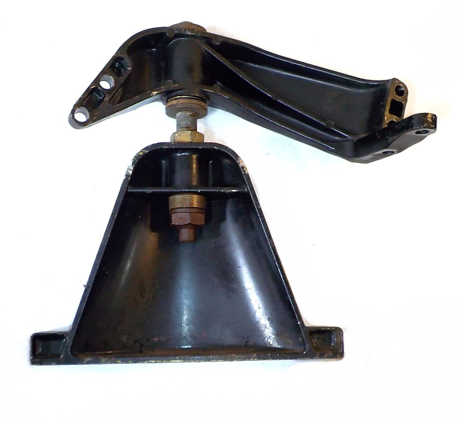 MerCruiser 150 Front Support Engine Mount & Bracket 36099