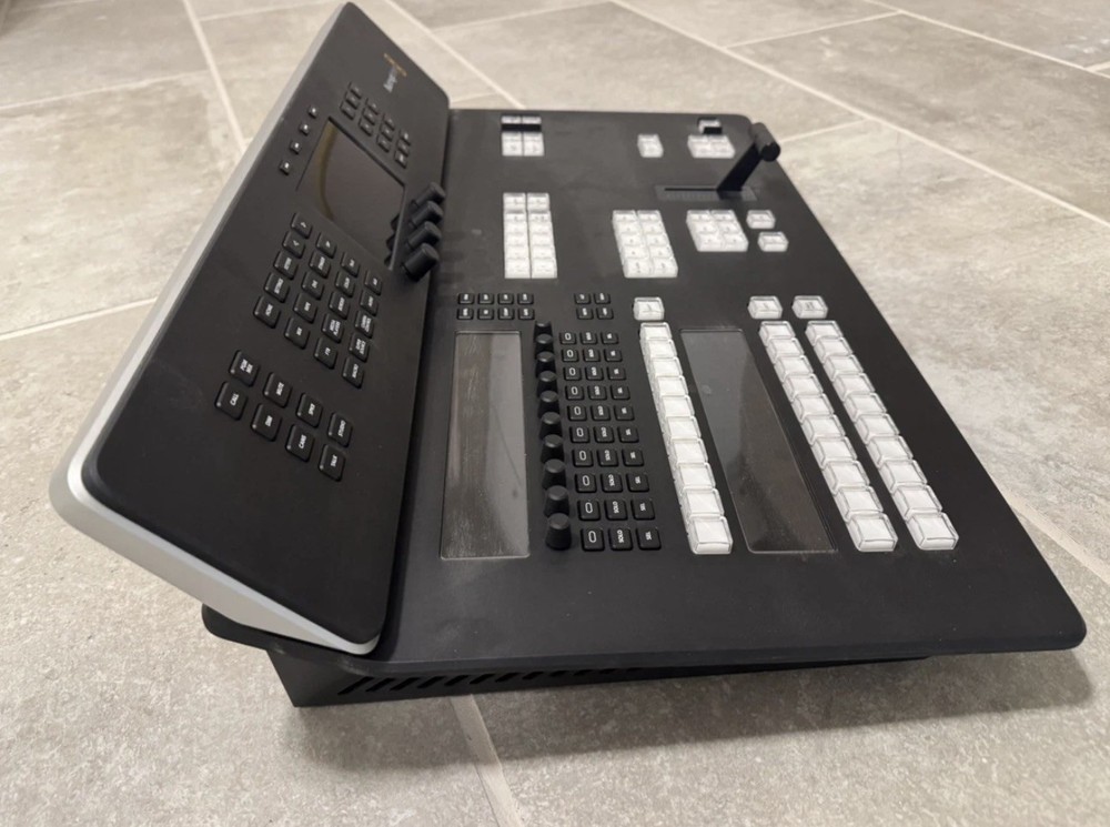 Blackmagic Design ATEM Television Studio HD8 original box