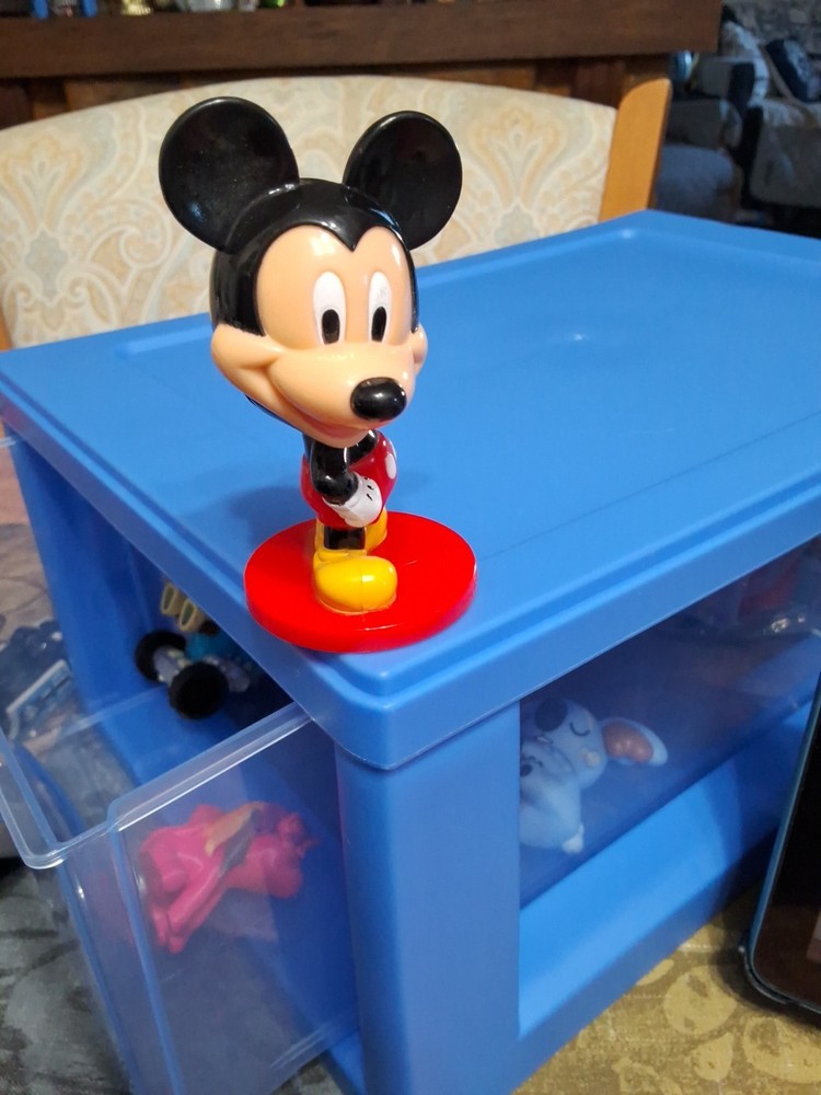 Disney Mickey Mouse Bobblehead Kellogg